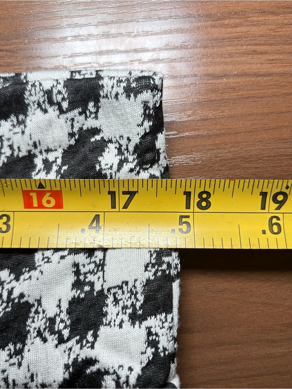 NWT Black & White Houndstooth Pencil Skirt | Classic Career Chic | Stretch Knit - Picture 8 of 9